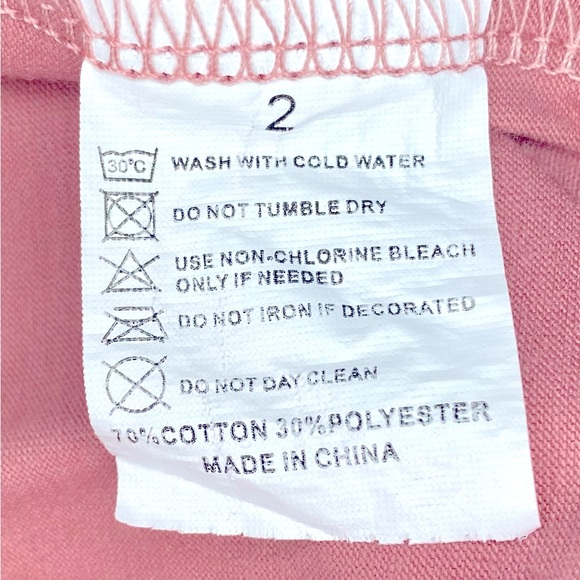 💥BOGO💥 Tea Rose Floral T Shirt. Size S - Picture 4 of 4